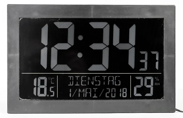 TECHNOLINE Tijdsein gestuurd wandklok, zwart